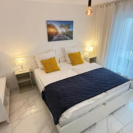 Stillvoll Neubau-appart Nahe Legoland Und Fachklinik Apartmán *